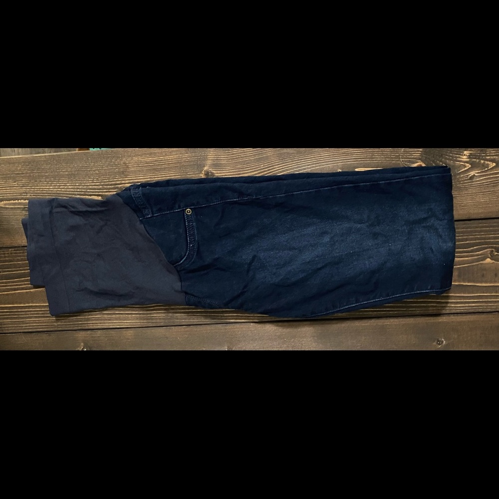 Maternity skinny jeans